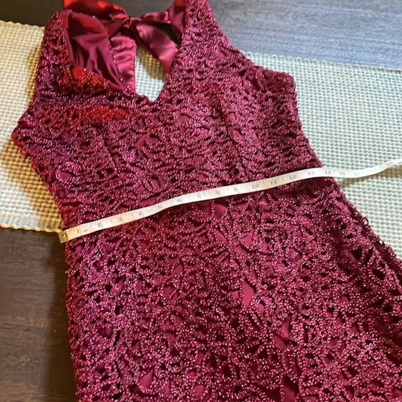 B. Darlin Sequin and Lace Dress - Picture 4 of 11